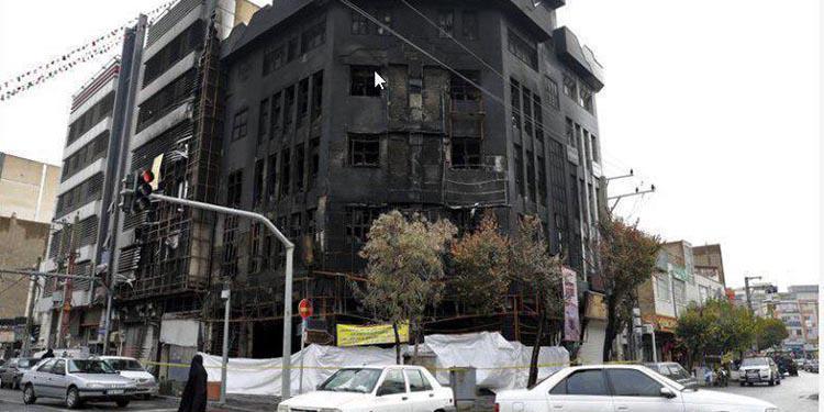 بانک های سوخته و مردم گرفتار / مشکلات مردم شهرستان های غرب تهران در نبود بانک و عابر بانک