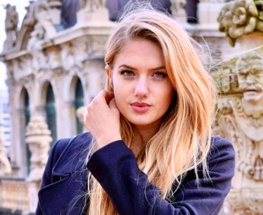 این دختر زیبا مربی بدنساز مردان فوتبالیست شد!/ عکس