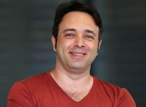 تلویزیون به‌جای حذف رقیب به فکر رقابت سالم باشد