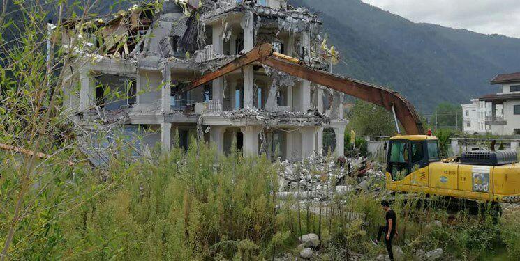 انهدام ویلاهای لاکچری در نوشهر/ عکس|خبر فوری