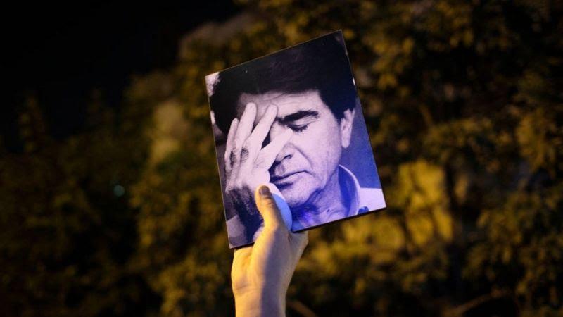 لحظات وداع با صدای ایران / پیکر پاک خسرو آواز ایران در آرامگاه ابدی آرام گرفت لحظات وداع با صدای ایران / پیکر پاک خسرو آواز ایران در آرامگاه ابدی آرام گرفت