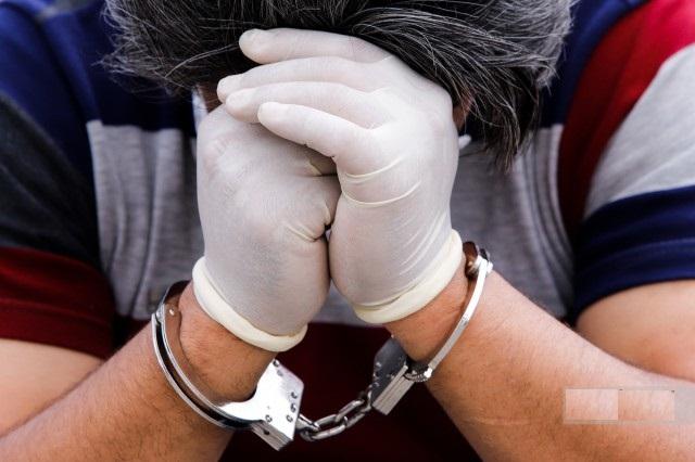 تعدادی از کارکنان دانشگاه علوم پزشکی ایرانشهر بازداشت شدند