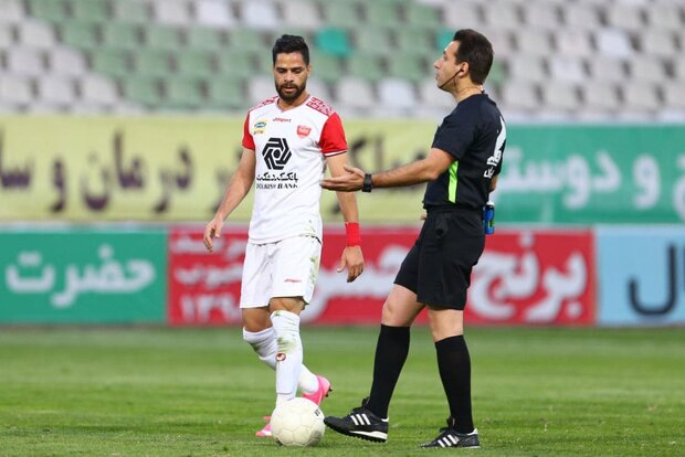 داور بازی بی مورد سوت می‌زد/ اخراجم اصلا درست نبود|خبر فوری