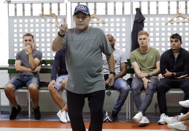 مارادونا در فقر مُرد / همه چیزش را دزدیدند|خبر فوری