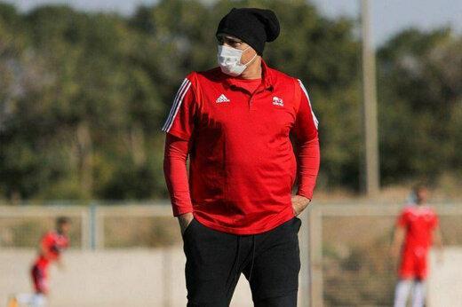 منصوریان اینگونه پروتکل‌های ضد کرونا به تمسخر گرفت/ عکس