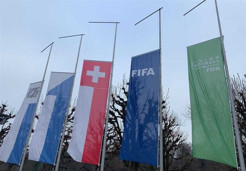 نیمه برافراشته شدن پرچم‌های فیفا|خبر فوری