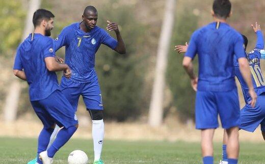 چرا مهاجم را تعویض می‌کنید؟!