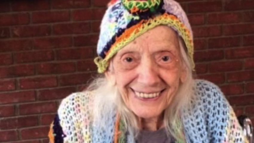 زن سالخورده‌ای که کرونا دست از سرش بر نمی‌دارد|خبر فوری