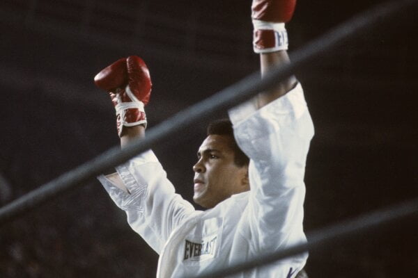 محمدعلی کلی چرا تن به عضویت در ارتش آمریکا نداد؟|خبر فوری