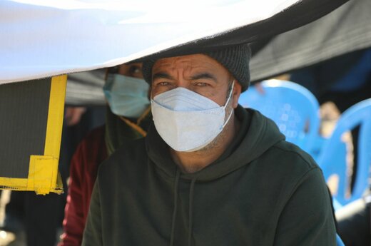 عکسی جالب از سعید آقاخانی در حال کارگردانی سریال «نون خ»|خبر فوری