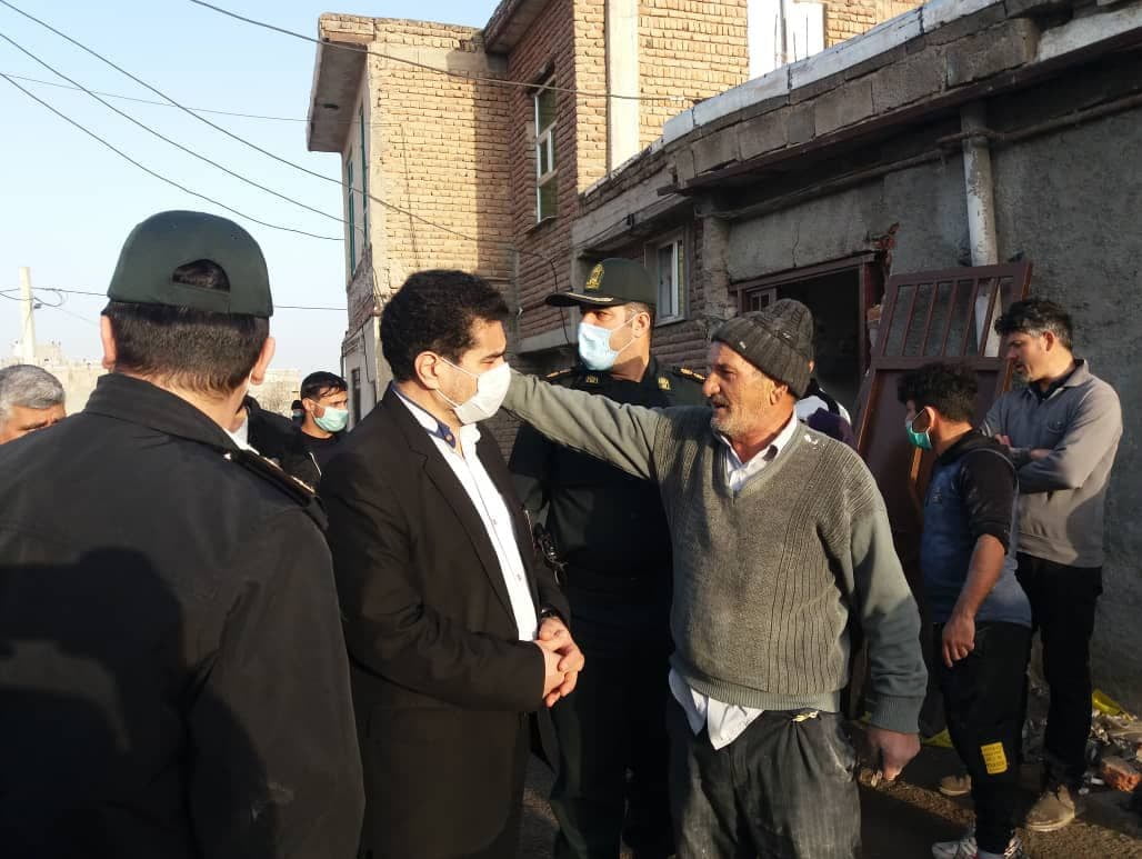 انفجار شدید ترقه دست‌ساز خانه‌ای را ویران کرد/ تصاویر