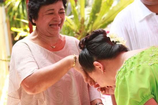 رسم و رسوم جالب سلام کردن کشور‌های گوناگون دنیا|خبر فوری