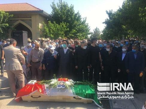 تشییع پیکر خبرنگاران ایرنا و ایسنا (عکس)