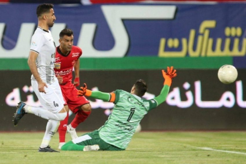 پوکر قهرمانی در سوپرجام برای پرسپولیس