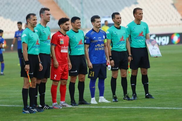 استقلال فاتح دربی نود و ششم شد/ حسینی فرشته نجات آبیها شد استقلال فاتح دربی نود و ششم شد/ حسینی فرشته نجات آبیها شد