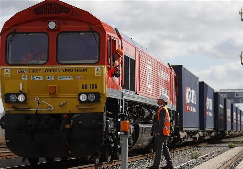 له شدن جوان ۲۰ ساله زیر چرخ های قطار/ او در گیلان خودکشی کرد/ عکس