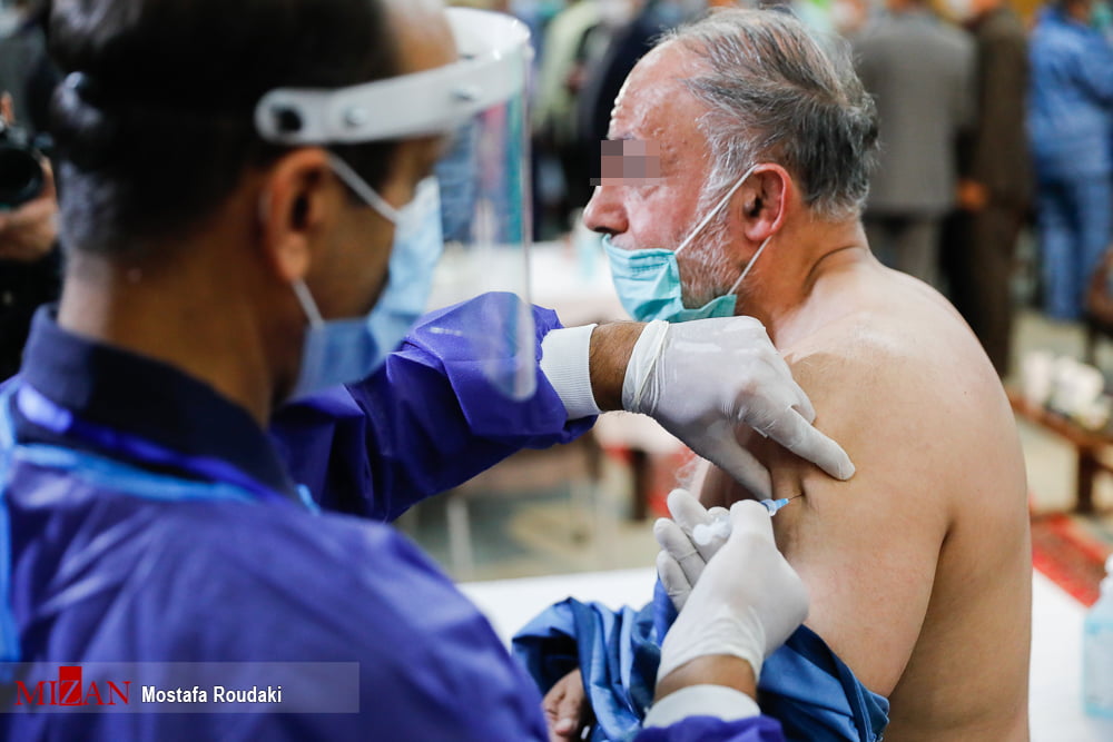 واکسیناسیون زندانیان علیه ویروس کرونا به طور رسمی آغاز شد