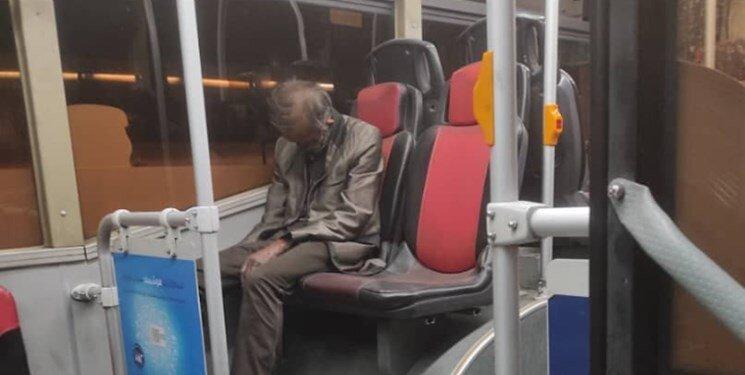 پیدا شدن مرد مُرده در اتوبوس واحد تهران/ عکس