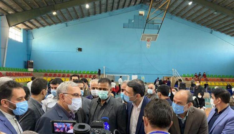 وزیر بهداشت: بهترین واکسن های دنیا را تولید می کنیم/ آمار واکسیناسیون در ایران بی نظیر و برای دنیا شگفت انگیز بوده