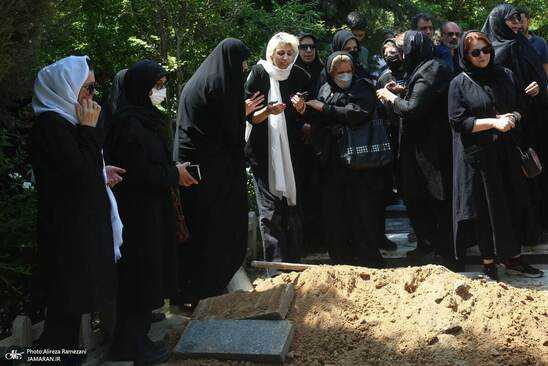 خاکسپاری حسین زمان خاکسپاری حسین زمان