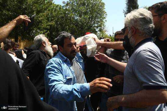 خاکسپاری حسین زمان خاکسپاری حسین زمان