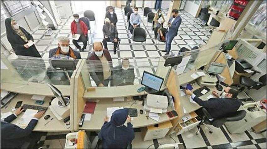 لنگرود گیلان / تشکیل پرونده برای ۲ رئیس شعبه بانک برای ارائه خدمات به خانم های بی حجاب