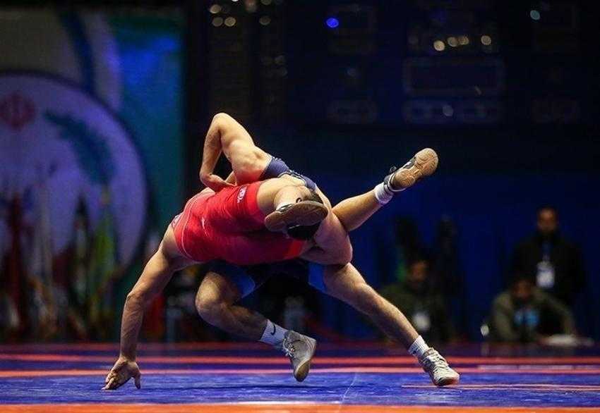 سانسور‌ های خنده دار صداوسیما به مسابقات کشتی رسید