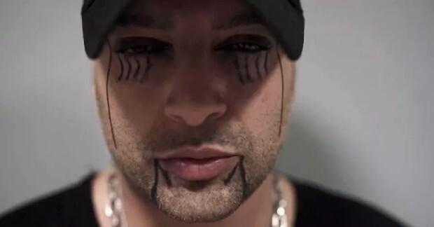 محمد مهدی معارفی، خواننده مشهور به متین دو حنجره محمد مهدی معارفی، خواننده مشهور به متین دو حنجره