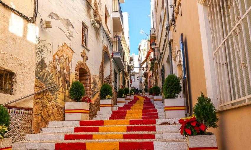 تحصیل کارشناسی در اسپانیا