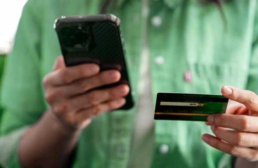 مبلغ و تعداد کارت به کارت محدود شد (+جزئیات)