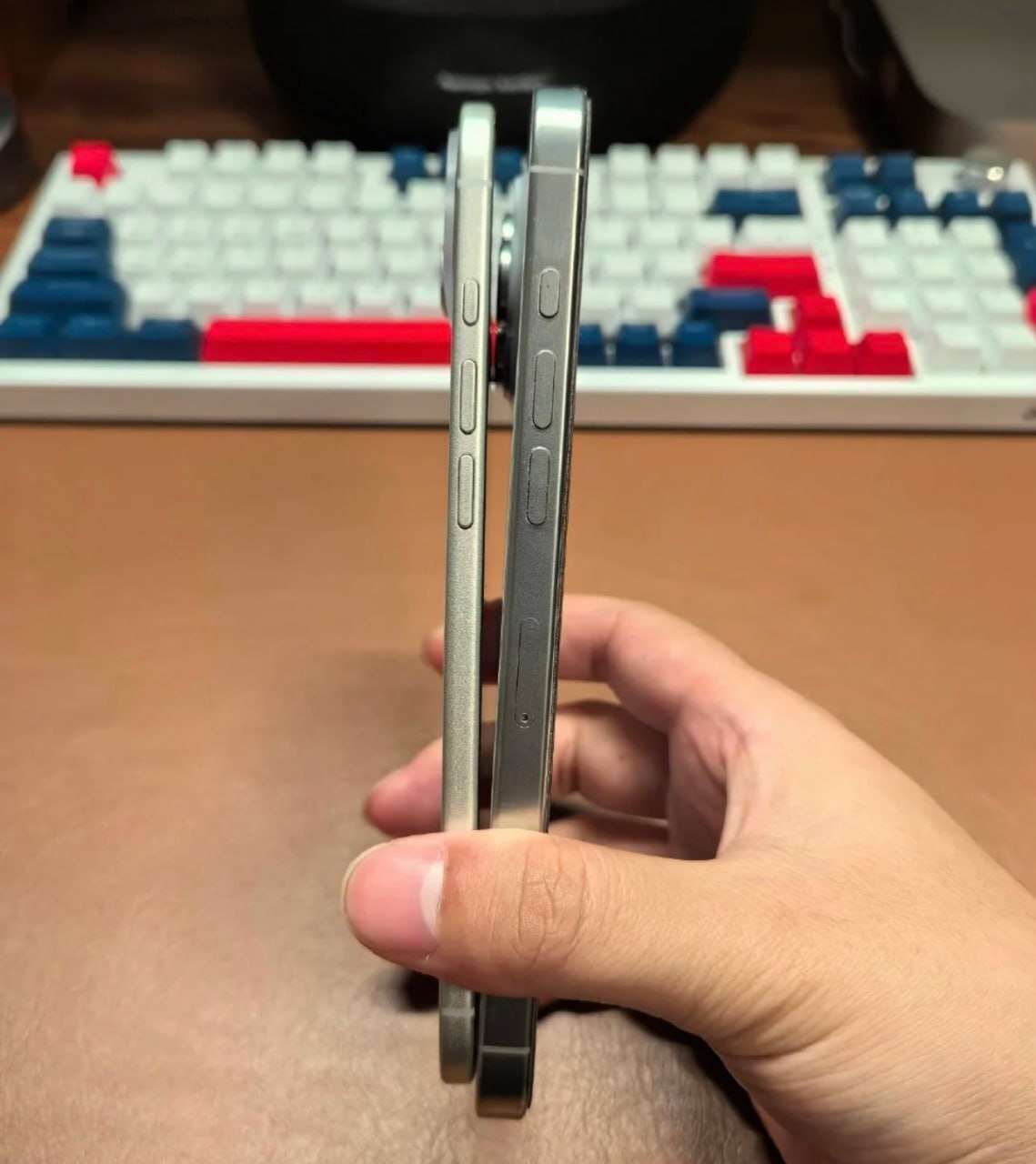 مقایسه ضخامت آیفون 17 ایر با آیفون 16 پرو(عکس)