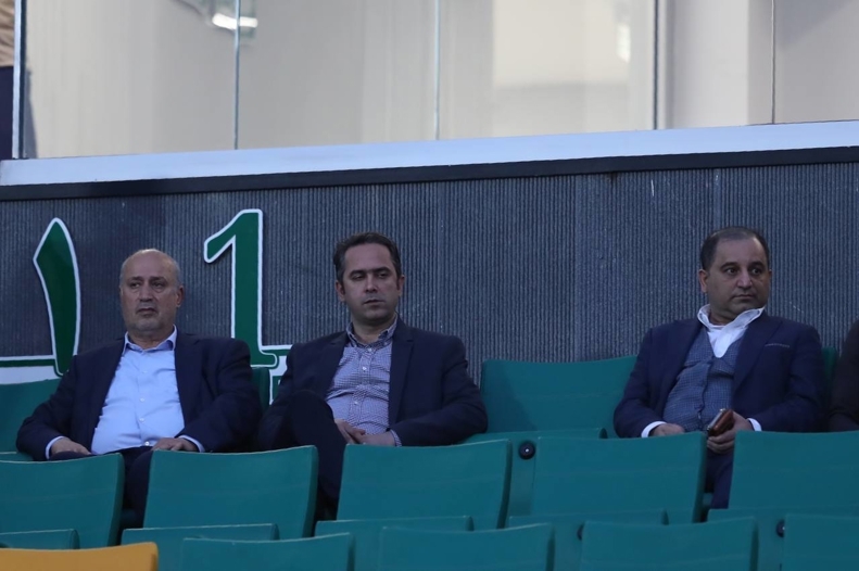 سیر وقایع یک مراسم و حواشی عجیب آن (عکس)