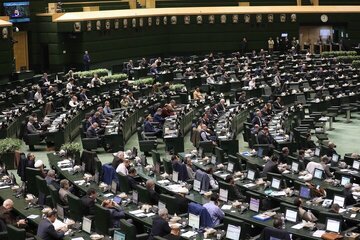 طرح خروج از NPT در مجلس دوازدهم: چه کسانی طراح و موافق هستند؟