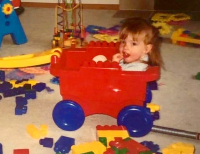 سیدنی سوئینی: از ستاره نوظهور هالیوود تا چهره محبوب دنیای مد و فضای مجازی + بیوگرافی