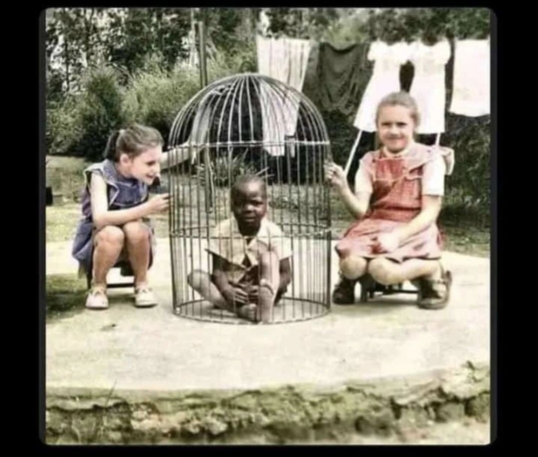 یک فاجعه تاریخی: وقتی کودک آفریقایی «اسباببازی» شد (عکس)