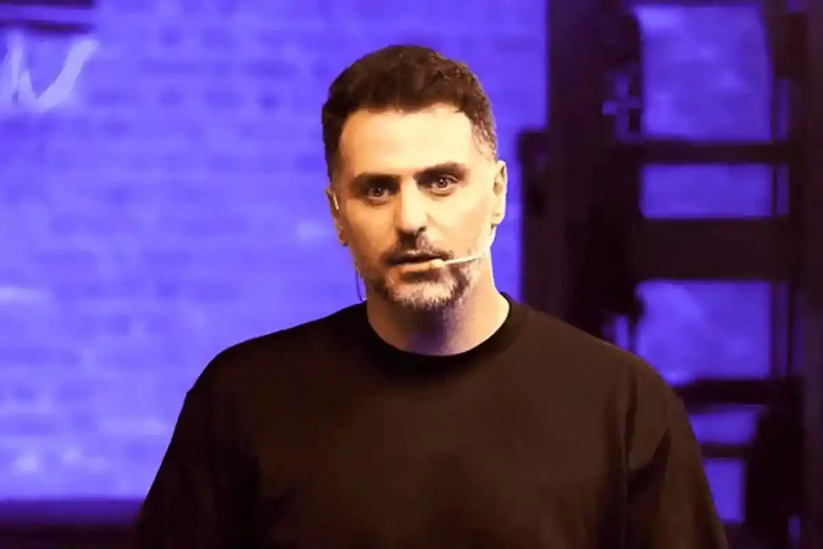 توقیف «گنگ» علی ضیا: پرونده قضایی و توقف پخش