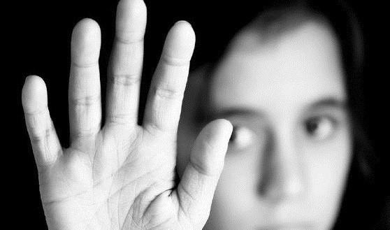 کاهش شدید سن ورود دختران به بازار کارگری جنسی/ نیمی از کارگران جنسی متأهل‌اند