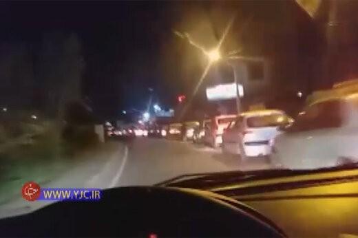 صف طولانی پمپ بنزین در غرب تهران