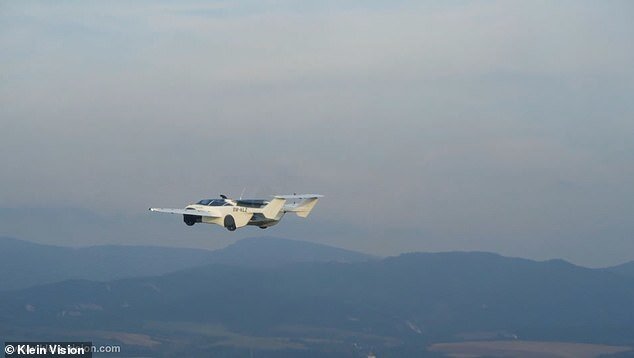 این خودرو در کمتر از ۳ دقیقه هواپیما می‌شود|خبر فوری