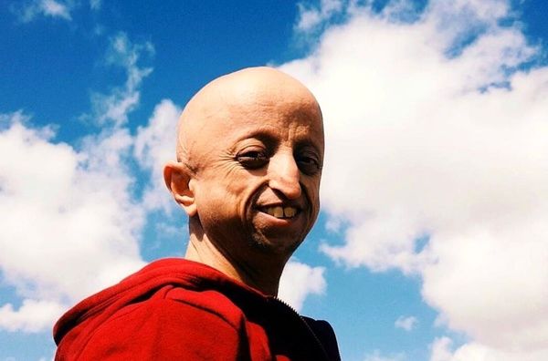 حمید حبیبی‌فر بازیگر ۳۵ ساله سینما و تئاتر درگذشت|خبر فوری