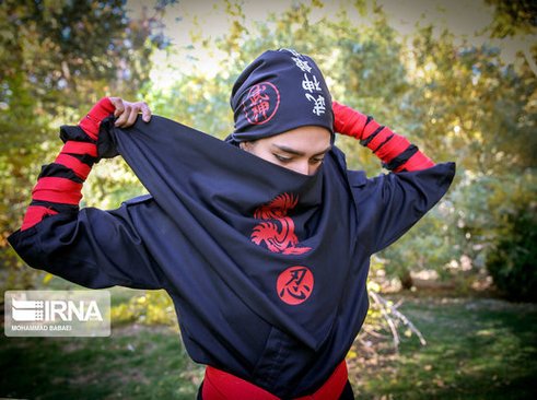 دختران نینجا در بوستان‌های جنگلی اصفهان (عکس)