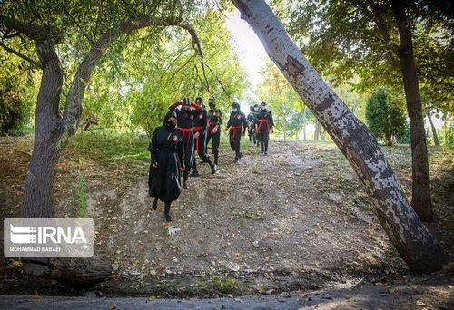 دختران نینجا در بوستان‌های جنگلی اصفهان (عکس)