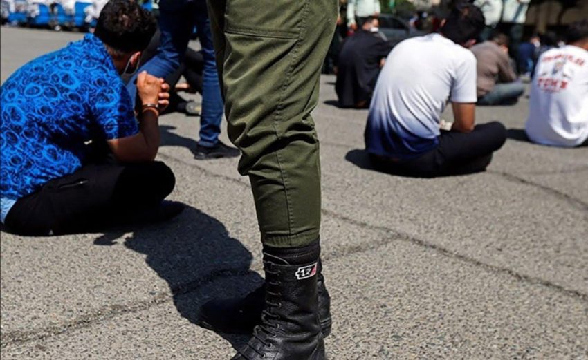 این سلبریتی از عکس‌های خصوصی زنان تهرانی پولدار شد