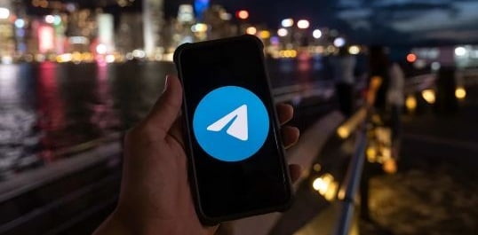 حمله بنیانگذار تلگرام به اپل/ دارندگان آیفون برده دیجیتالی‌اند|خبر فوری