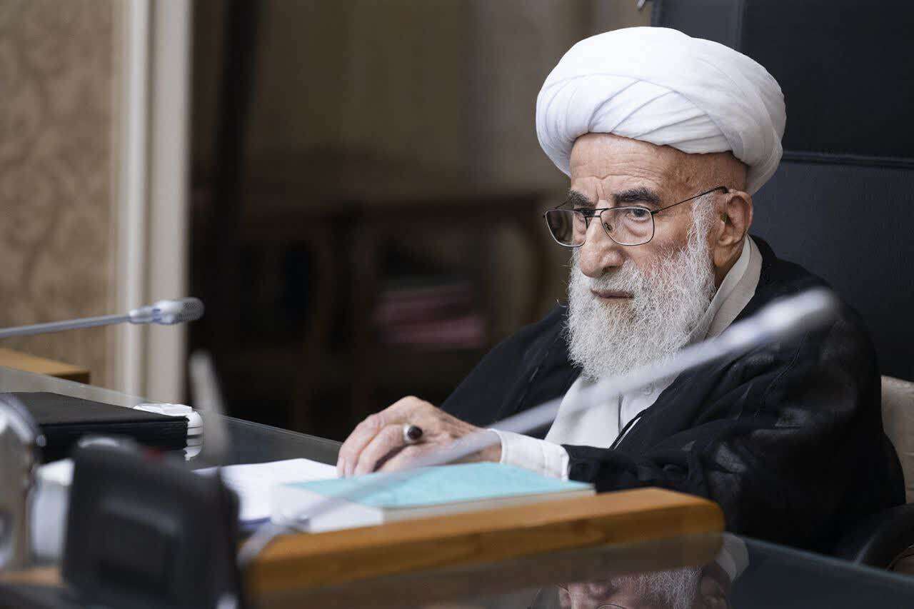 ابقای آیت الله جنتی 99 ساله در سمت دبیر شورای نگهبان