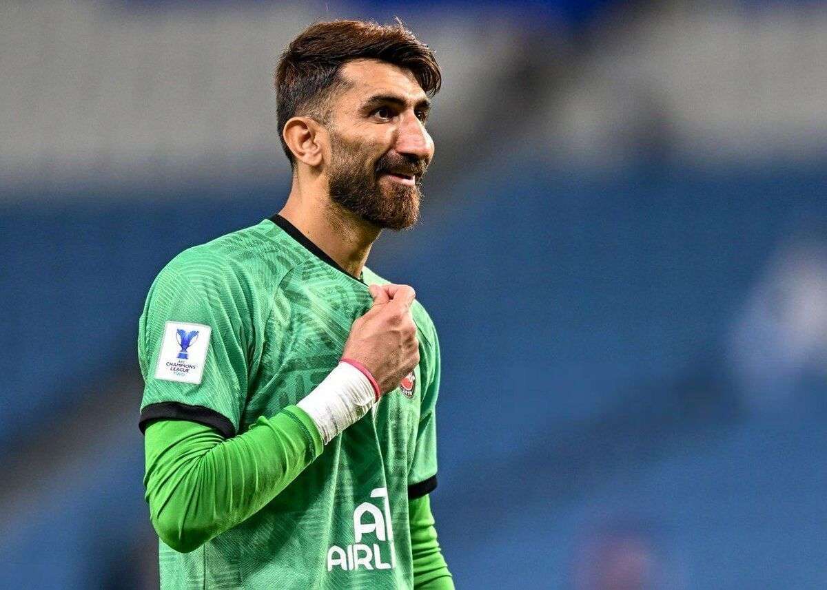 پیغام بیرانوند به استقلال: زنوزی را راضی کنید، من امروز می آیم