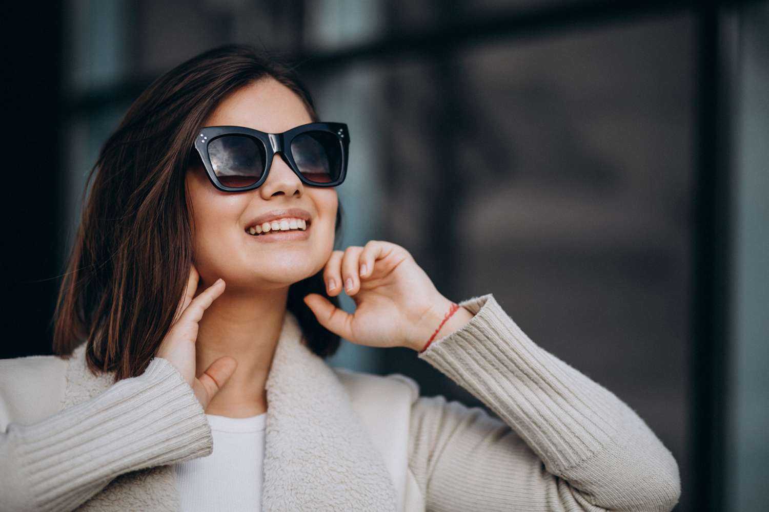 چگونه یک عینک آفتابی لاکچری، ظاهر شما را متحول می‌کند؟